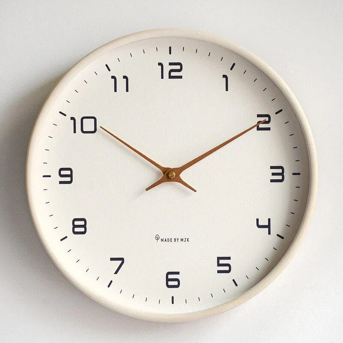 Modern Väggklocka – Minimalistisk och Elegant Design