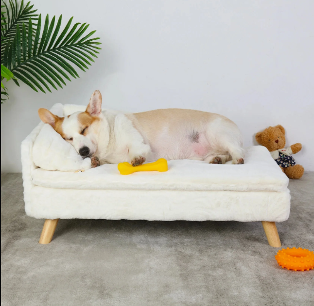 Tier-Couch — Erhöhtes Eckdesign