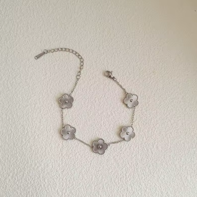 Conjunto de Joias – Elegância Dourada em Aço Inoxidável
