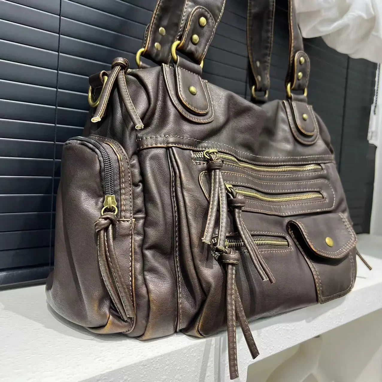 Clara | Retro Håndveske Med Skulderreim – Tidløs Eleganse Og Vintage Stil