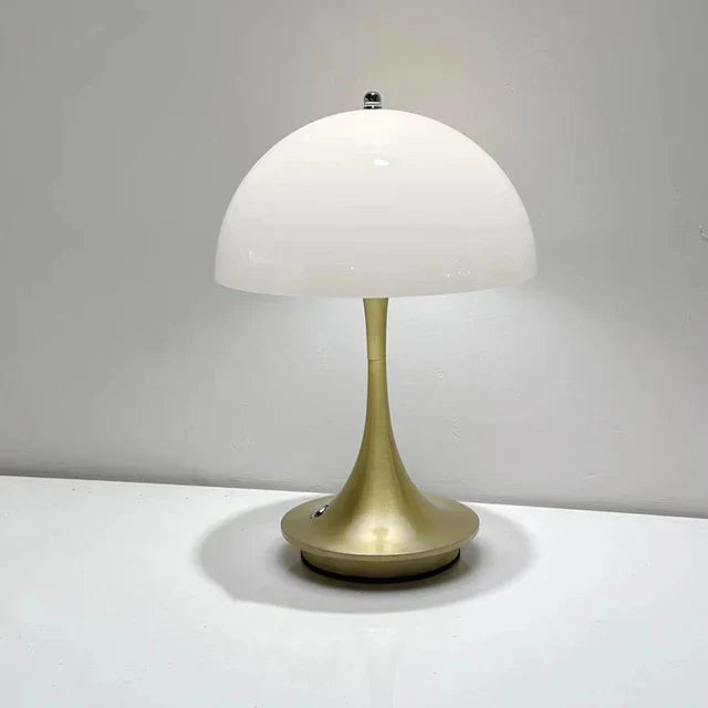 Lâmpada de Mesa LED – Recarregável e Iluminação a Três Níveis