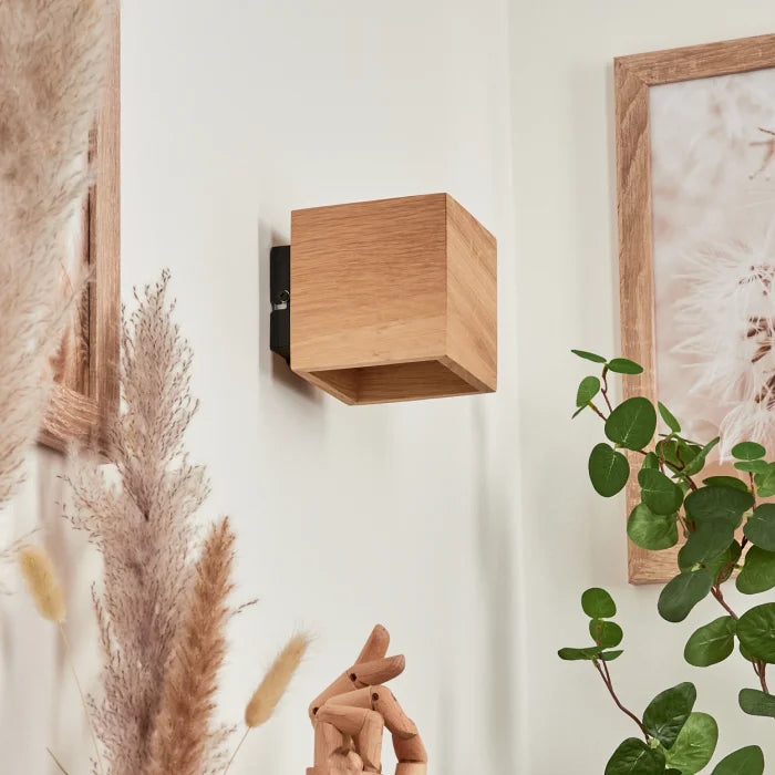 Lâmpada de Parede Quadrada – Estilo Chic e Autêntico