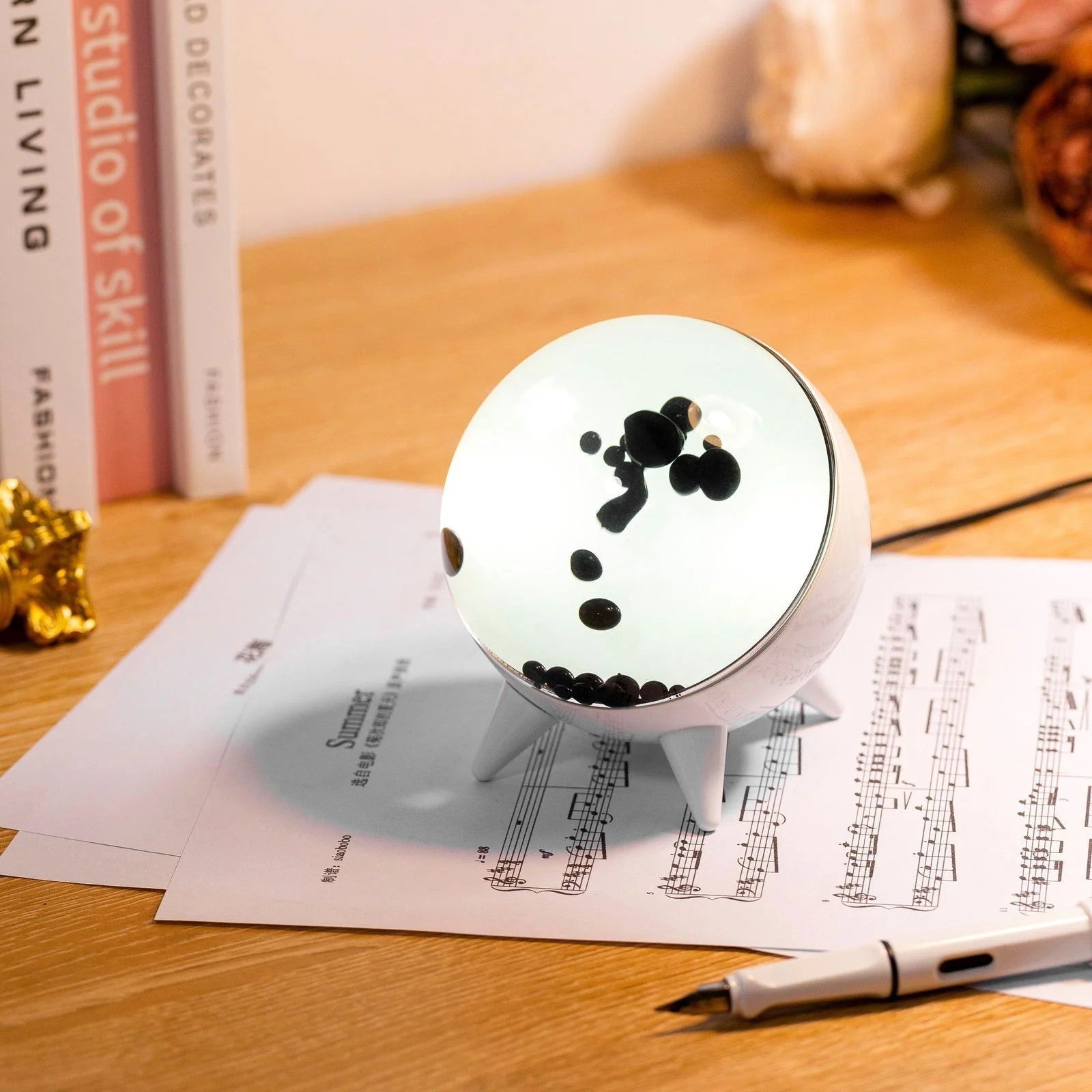 Interaktiv dekorativ lampe – Lys- og designspill