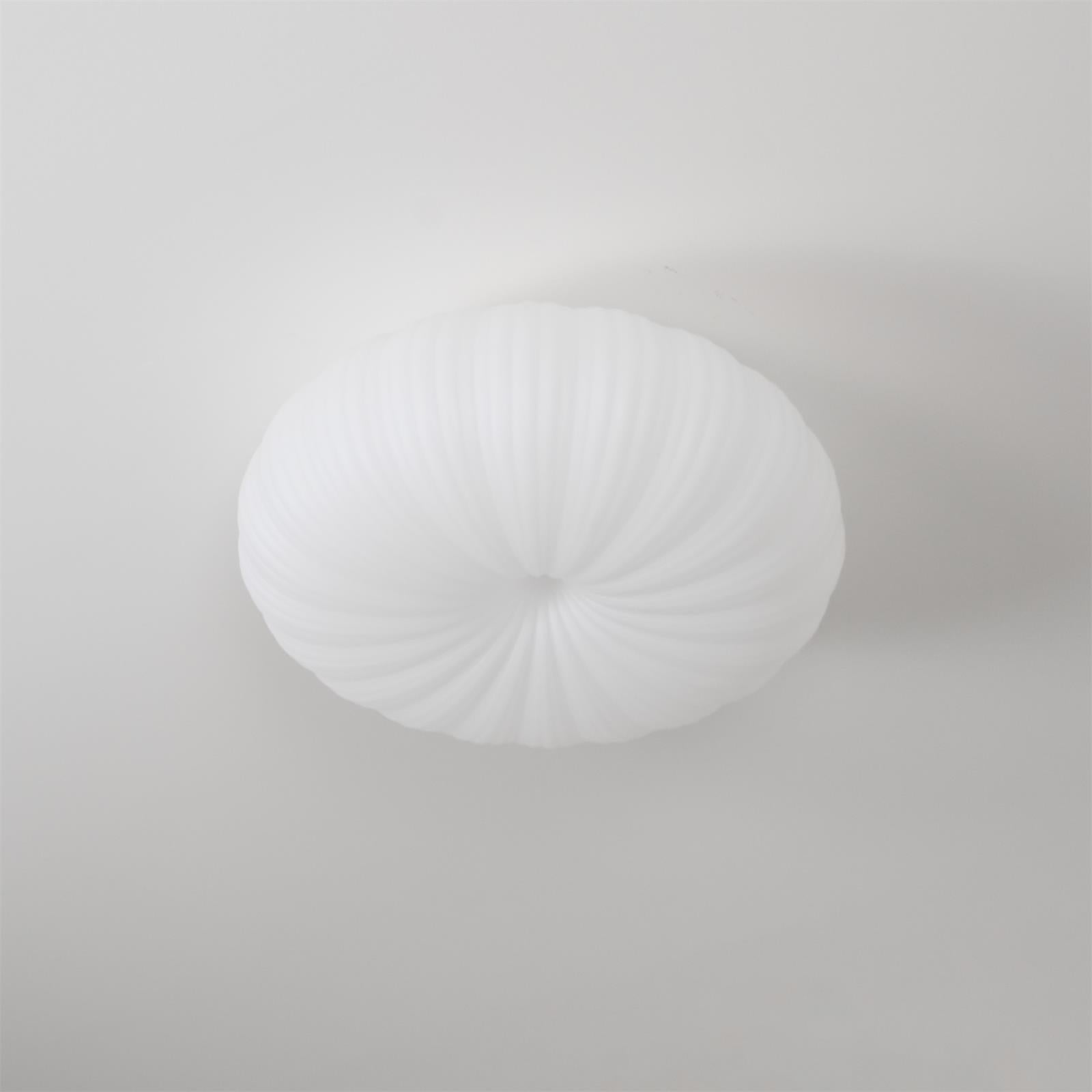 Modern LED-taklampa med fjärrkontroll - komfort och elegans