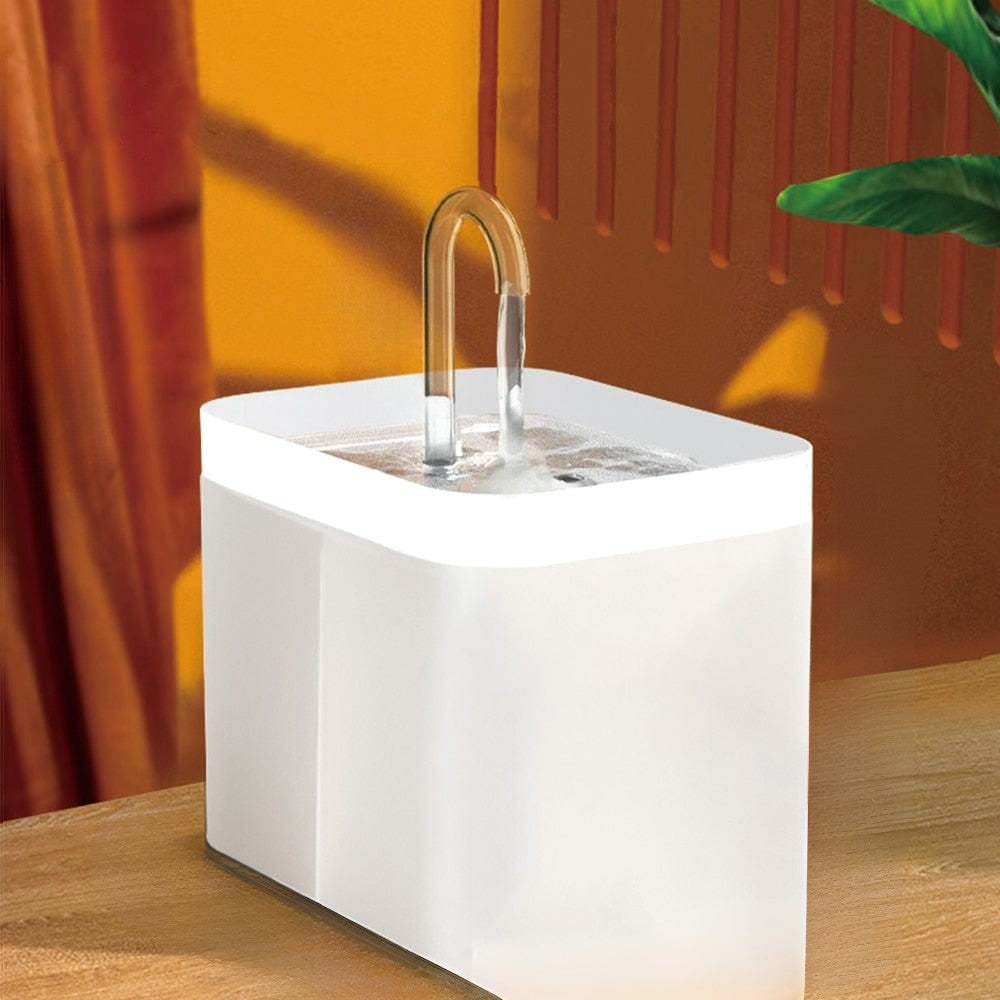 Vandfontæne til Dyr – Løbende Circulation og Effektiv Filtrering