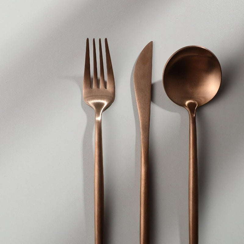 Bestik Sæt – Enkel og Funktionel Stil 