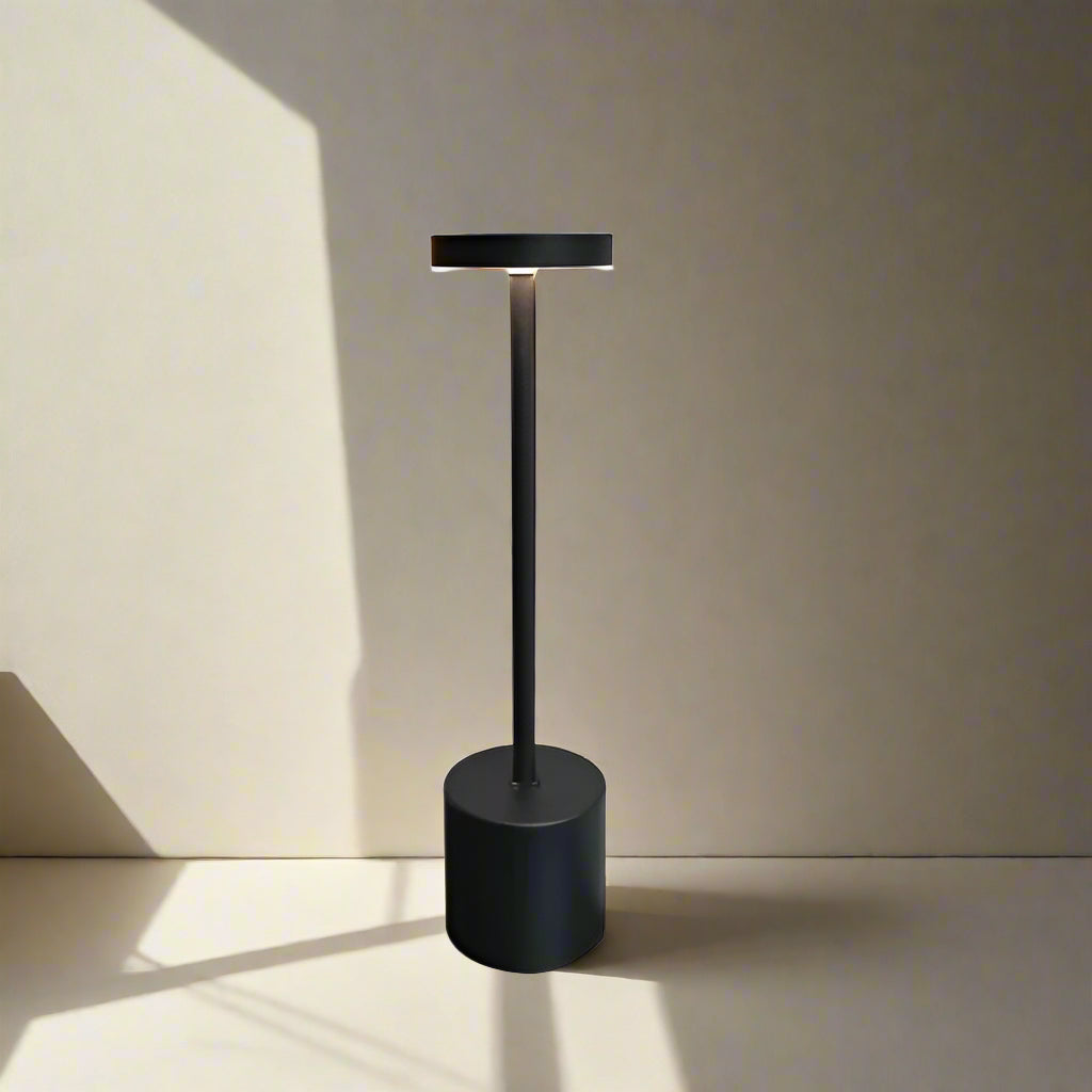 タッチ式充電可能LEDテーブルランプ - 実用的でモダンな照明 