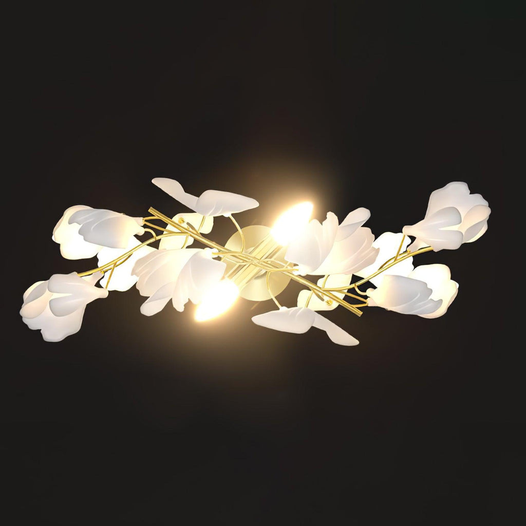 Blomstret vegglampe - Gylden eleganse og mykt lys