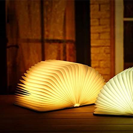 Bordlampe i bokform – Originalitet og eleganse 