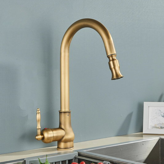 Rubinetto da Cucina Vintage – Eleganza Classica e Finitura Autentica 