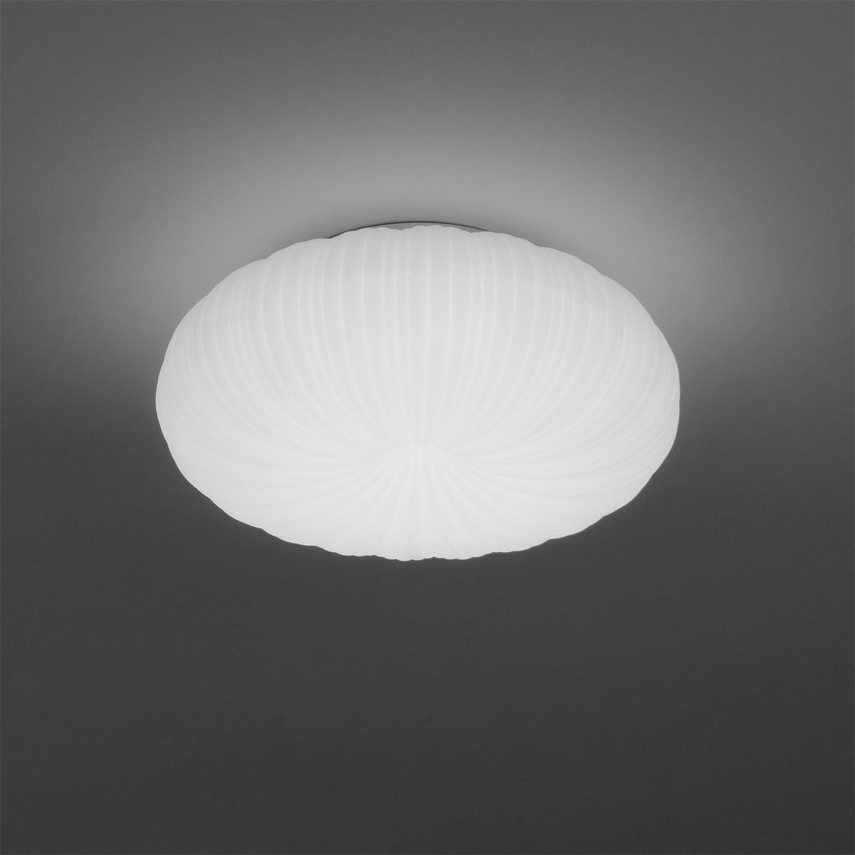 Modern LED mennyezeti lámpa távirányítóval - Kényelem és elegancia