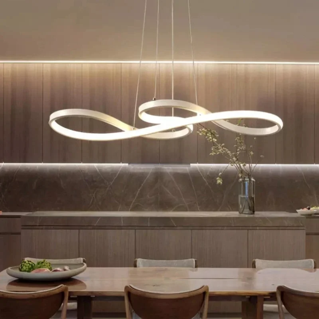Suspensão LED Moderna em Anéis – Design Elegante e Futurista 