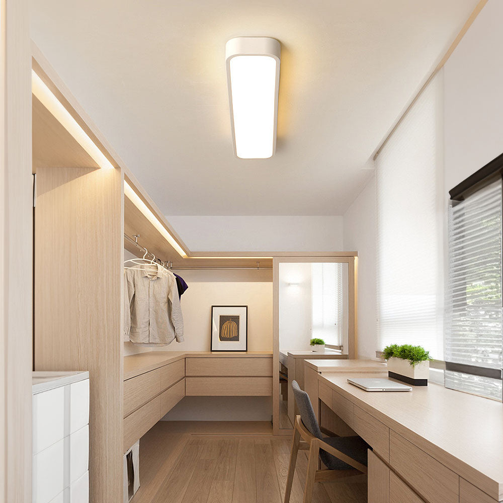 Plafoniera LED Long – Illuminazione Minimalista ed Elegante 