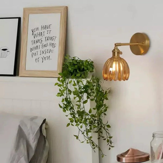 Aplique Decorativa de Parede – Flor em Botão e Ambiente Romântico 