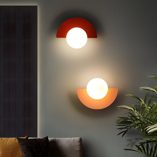 Aplique de Parede Moderna – Forma de Semicírculo e Iluminação Suave 