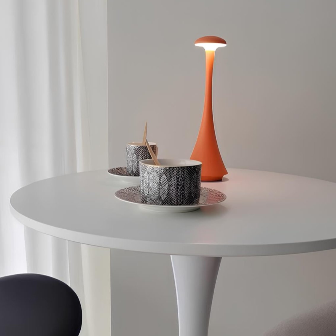 Stolová Lampa Elegantná – Elegancia a Modernita 