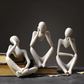 Abstracte Sculptuur Denker – Contemplatieve Elegant En Modern Ontwerp 