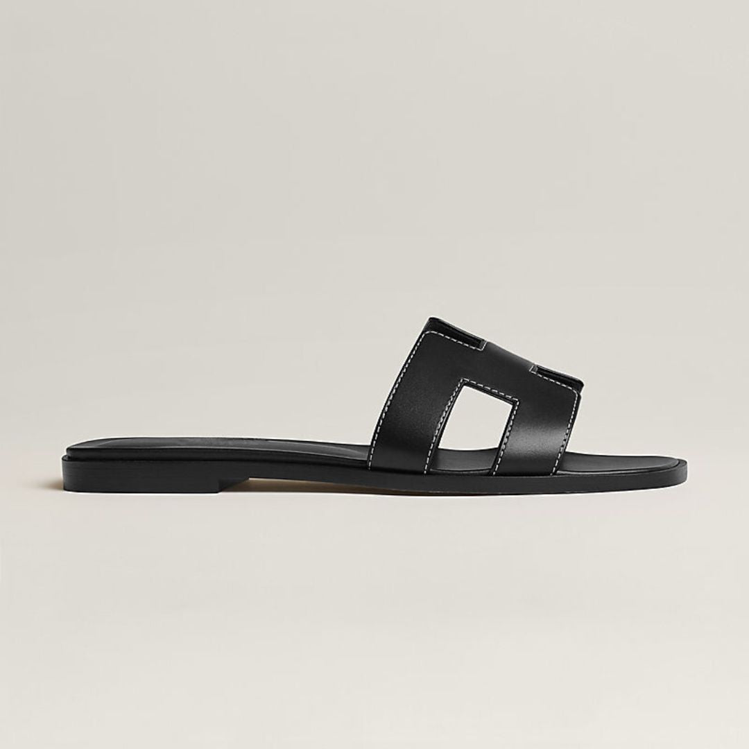 Brigitte | Moderne Flade Sandaler – Luftigt Design Og Urban Stil 