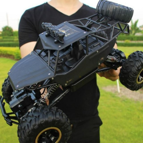 Terénne auto na diaľkové ovládanie - výkon a adrenalín zaručené
