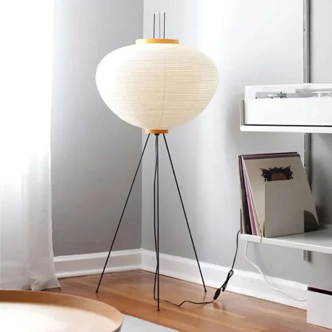 LED-lamppu jalustalla – Lämmin valaistus 