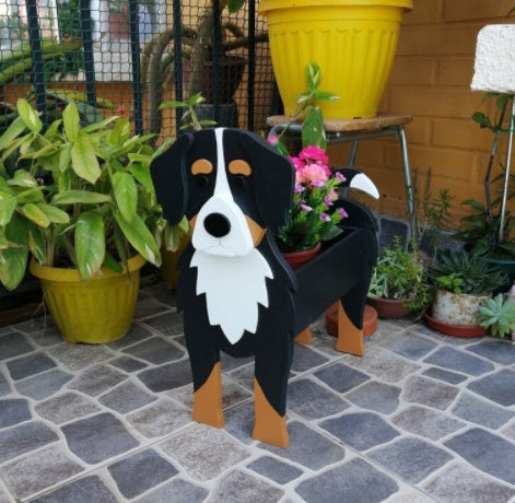 犬の形をしたオリジナルプランター 