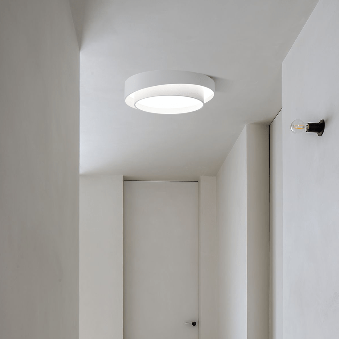 Luminária LED Disco – Luz e Conforto Visual 