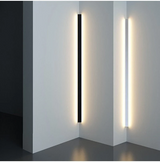 מנורת קיר LED ליניארית – אלגנטיות פשוטה לעיצוב מודרני 